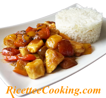 Petto di pollo con peperoni in agrodolce e riso basmati